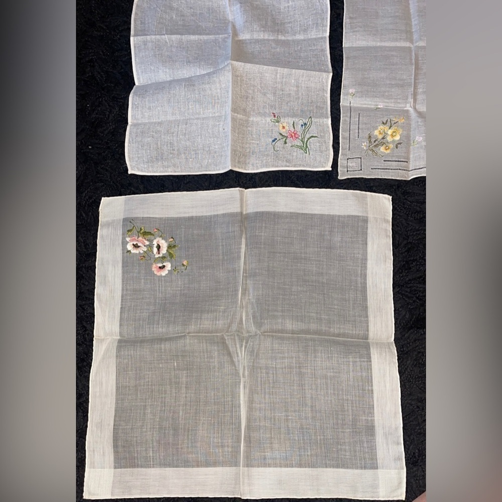 Euterpe Pardini Vintage Italian floral embroidery handkerchiefs NWT